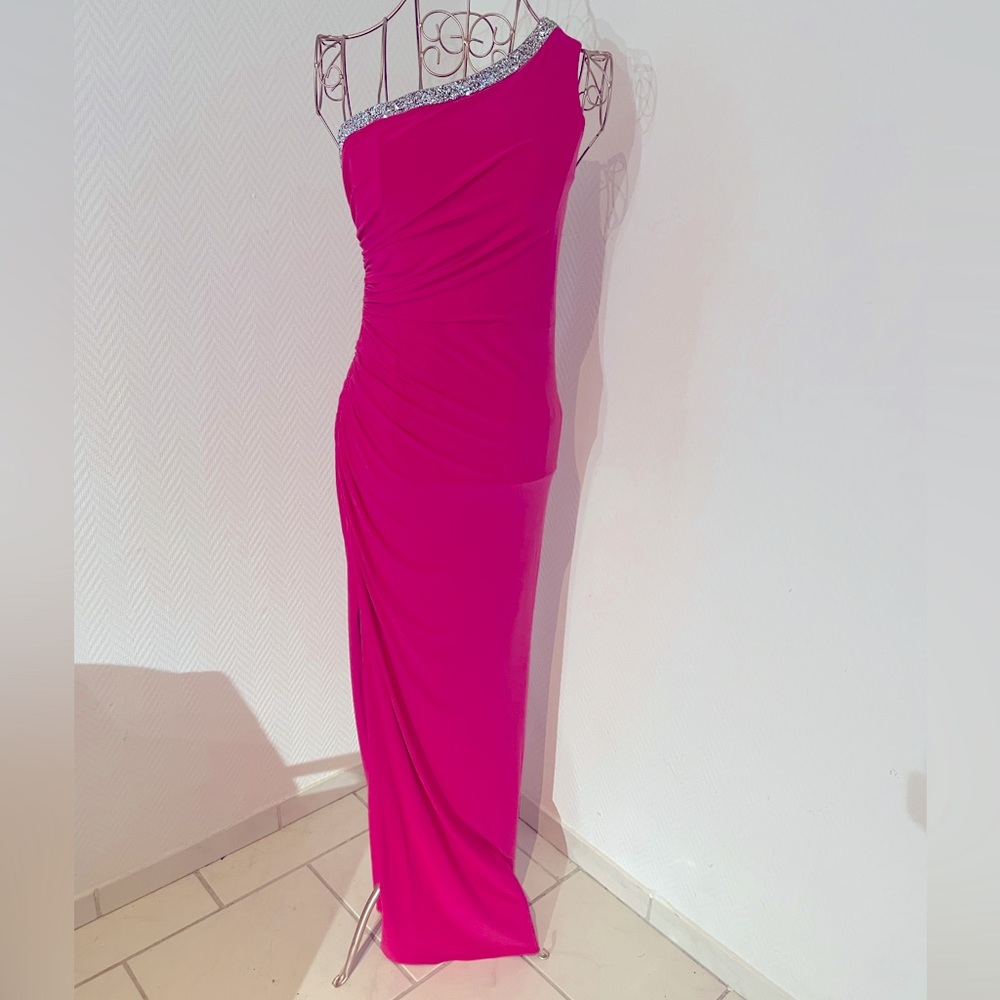 Adrianna Papell One-Shoulder Evening Gown